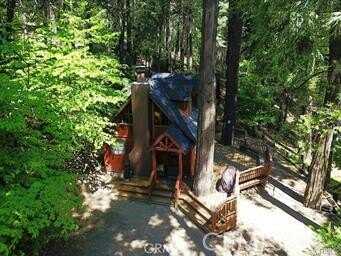 888 Cottage Grove Road, Lake Arrowhead, CA 92352