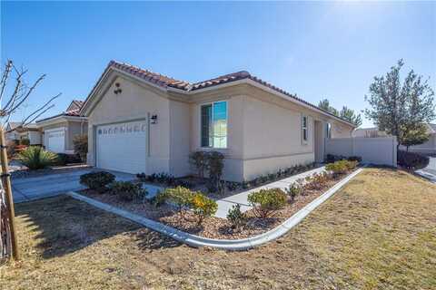 19655 Lucaya Court, Apple Valley, CA 92308