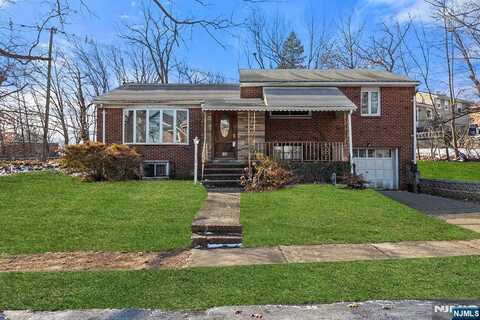 10 Plateau Avenue, Fort Lee, NJ 07024