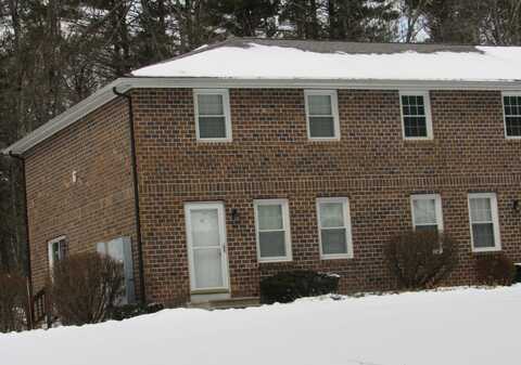 47 Oakridge Drive, Londonderry, NH 03053