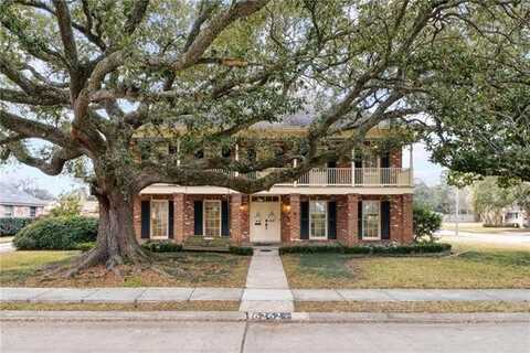 6262 PRATT Drive, New Orleans, LA 70122