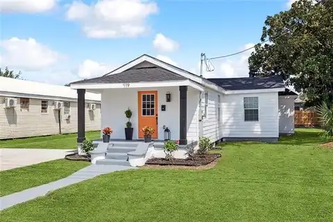 719 5TH Avenue, Harvey, LA 70058