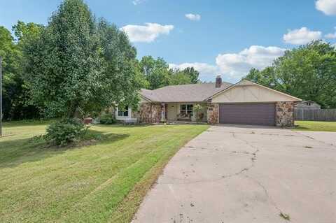 1505 Berry Road, Fort Gibson, OK 74434