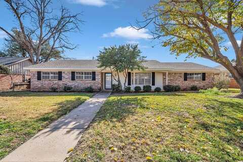 2807 Stutz Dr, Midland, TX 79705