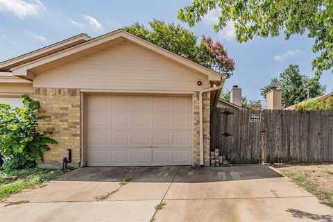 2607 Woodmont Trail, Fort Worth, TX 76133