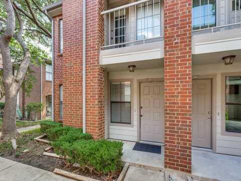 3253 Donnelly Circle, Fort Worth, TX 76107