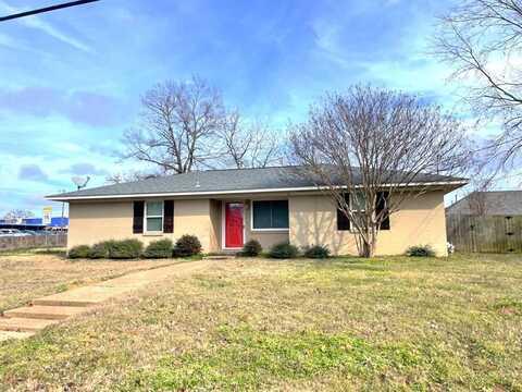 530 3rd Street, Chandler, TX 75758