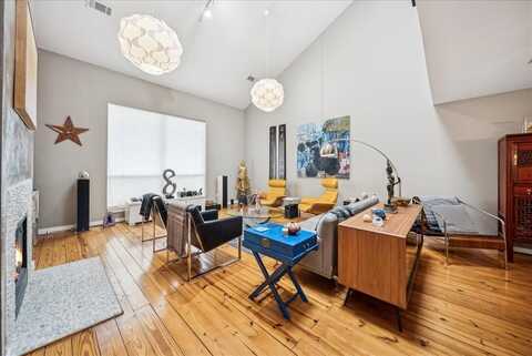 2706 Shelby Avenue, Dallas, TX 75219