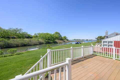 18 Landing Lane, Southampton, NY 11968