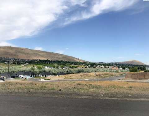 1013 Sagebluff Lane, Richland, WA 99352