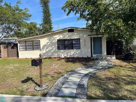 1236 NW 7th Ter, Fort Lauderdale, FL 33311