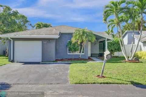 967 NW 89th Ave, Plantation, FL 33324