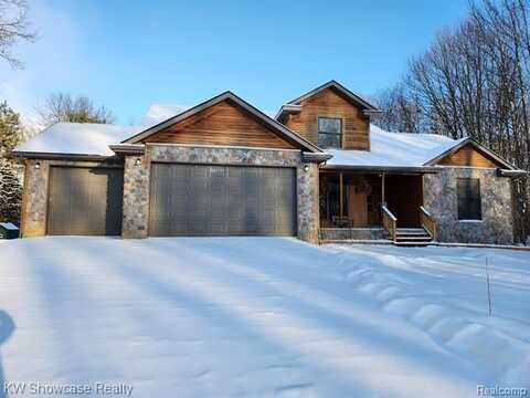 9246 WHITE Road, Linden, MI 48451