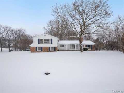 22414 WALSINGHAM Drive, Farmington Hills, MI 48335