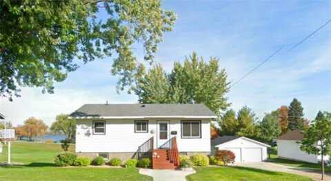 802 2nd Street S, Sauk Centre, MN 56378