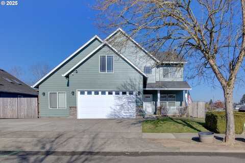 1724 SE 10TH AVE, Canby, OR 97013