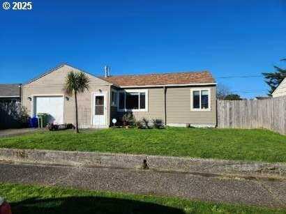 954 NOBLE AVE, Coos Bay, OR 97420