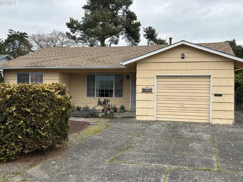 2301 OREGON CT, Woodburn, OR 97071