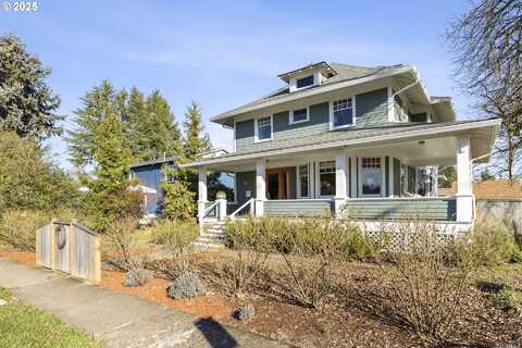 820 S RIVER ST, Newberg, OR 97132