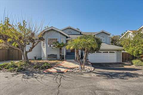 3975 Highland Dr., Carlsbad, CA 92008