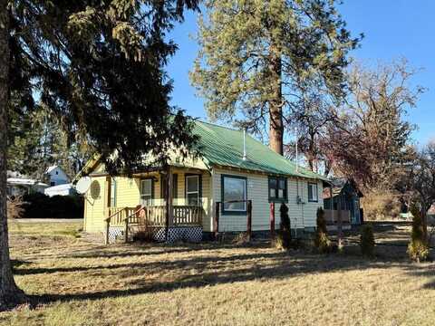 814 W Lincoln Ave, Chewelah, WA 99109