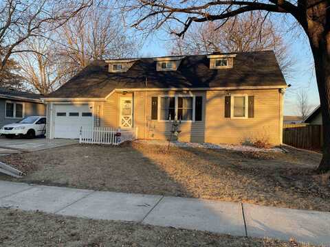 345 S Randall Avenue, Janesville, WI 53545