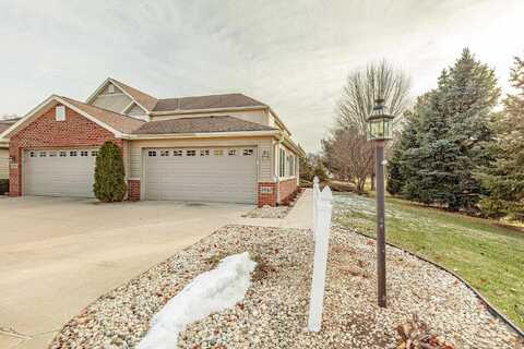 5842 HOLSCHER Road, Mc Farland, WI 53558