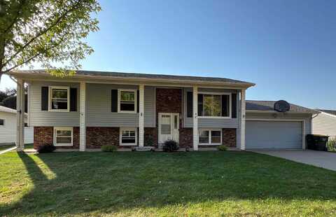 141 Pedretti Parkway, Prairie Du Chien, WI 53821