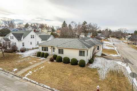 401 5th Street, New Glarus, WI 53574