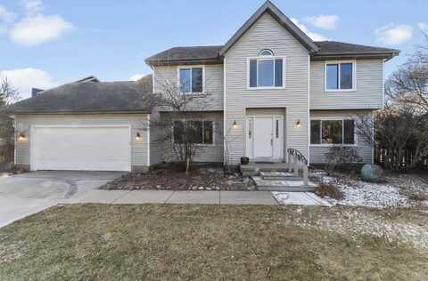 2857 Dover Circle, Fitchburg, WI 53711