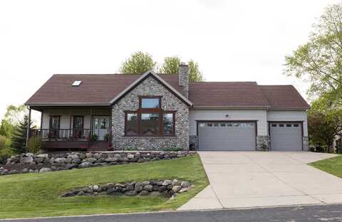 2743 Brooks Ridge Drive, Sun Prairie, WI 53590