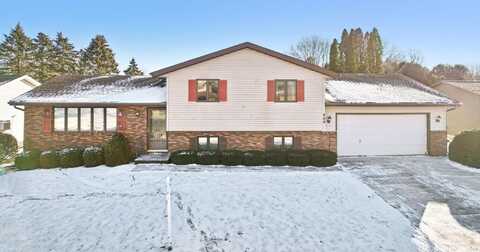 808 Presidio Drive, Waunakee, WI 53597