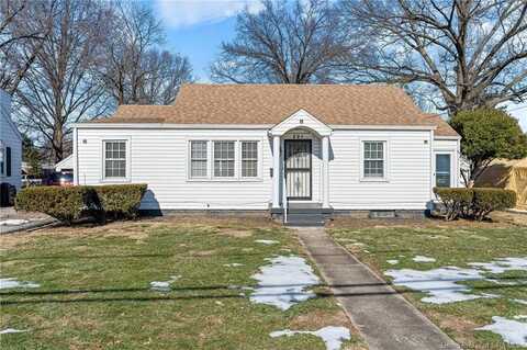 221 Harrison Avenue W, Clarksville, IN 47129