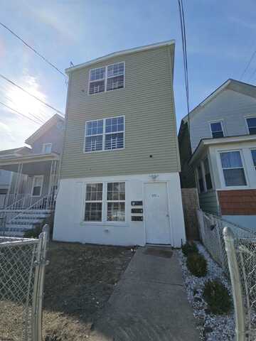 522 N Indiana Ave, Atlantic City, NJ 08401