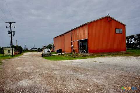 2335 W Adams Street, Port o Connor, TX 77982