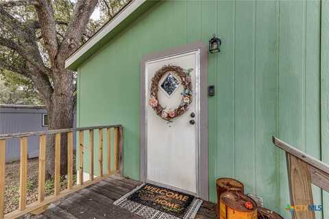 409 E Zipp Road, New Braunfels, TX 78130