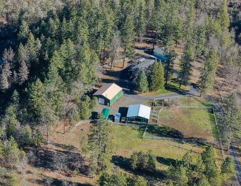 5540 Rogue River Drive, Eagle Point, OR 97524