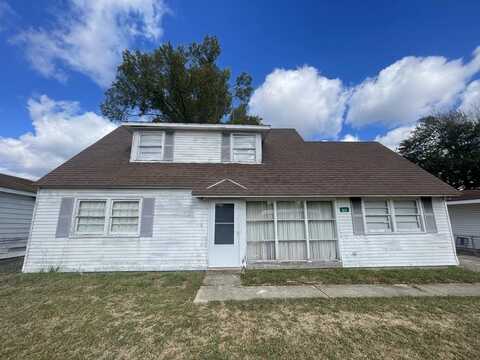 1611 Azalea Dr, Vidalia, LA 71373