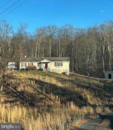 476 OAK GROVE SCHOOL RD., HEDGESVILLE, WV 25427