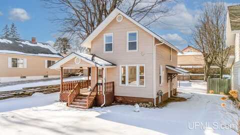 225 Harrison, Kingsford, MI 49802