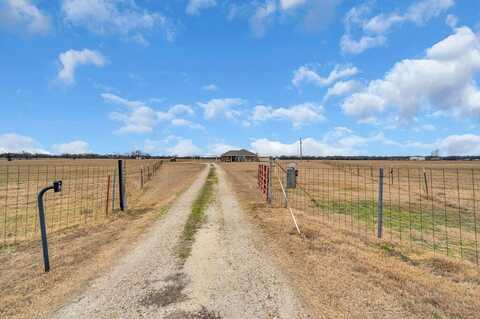 592 S Baese Road, Elm Mott, TX 76640