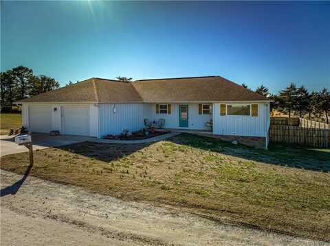 3234 Kayla LN, Harrison, AR 72601