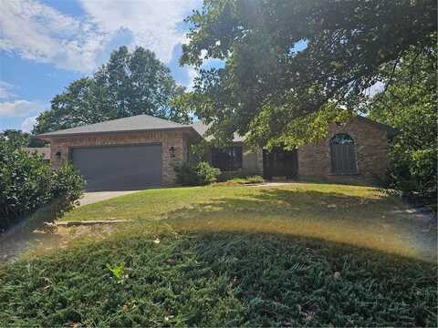 28 McKenzie DR, Bella Vista, AR 72715