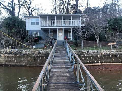 106 HOLT Drive, Iva, SC 29655