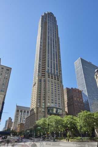 800 N. MICHIGAN Avenue, Chicago, IL 60611