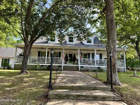 801 E Yacht Drive, Oak Island, NC 28465
