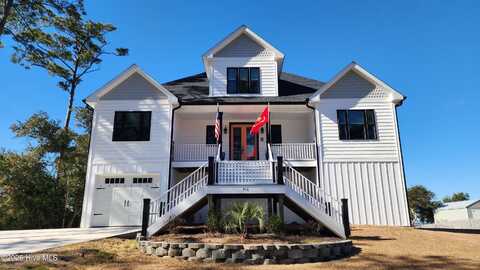 950 Crow Hill Road, Beaufort, NC 28516