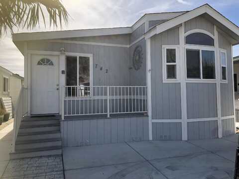 74711 Dillon Rd Spc 742, Desert Hot Springs, CA 92241