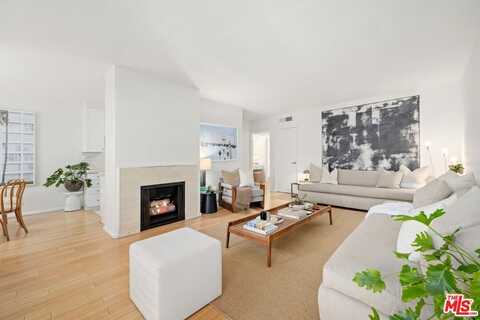 222 7th St, Santa Monica, CA 90402