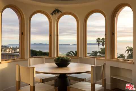93 Laurel Dr, Rancho Palos Verdes, CA 90275